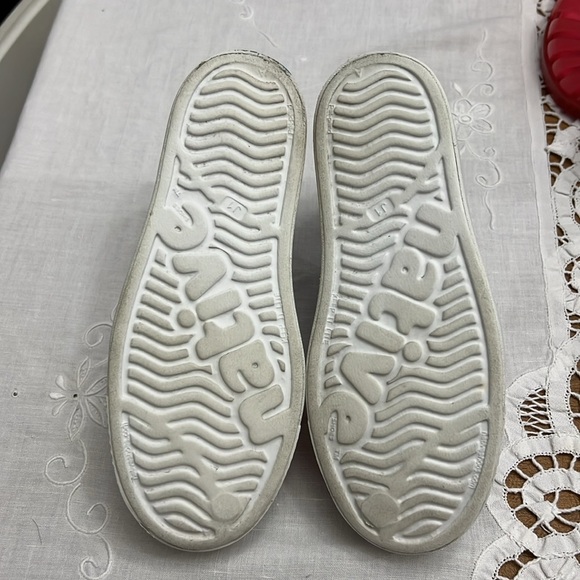 Native + Crayola Jefferson Scribble shoes size J1 - Picture 7 of 9